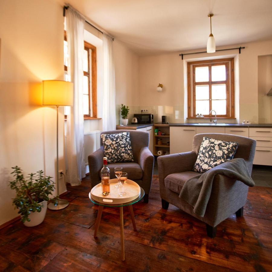 Baroque Chaplain House Kaplanka 1796 A. D. - Historical Luxury Apts In Bohemian Paradise Zelezny Brod Экстерьер фото